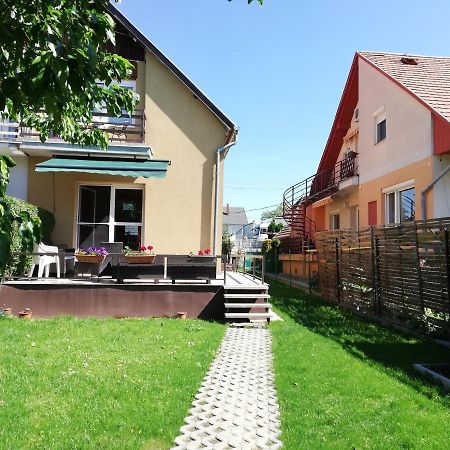 Happy Home Apartman Gyenesdiás Esterno foto